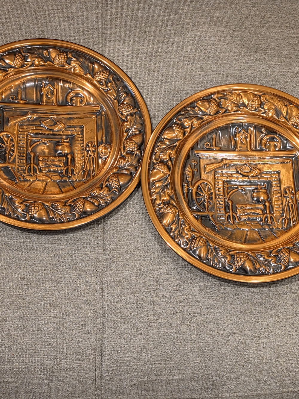 Excellent Condition Vintage Coppercraft Guild Embossed Copper Wall Plates Set